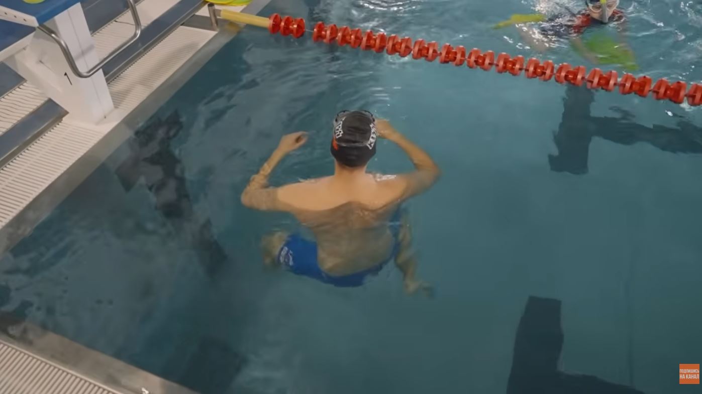 Как легко держаться на воде, если ты устал и начал тонуть? 3 простых способа