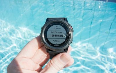 Как выбрать часы для плавания?