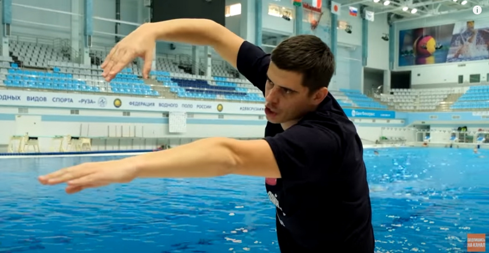 Тренировка по плаванию кролем для новичка. 9 пошаговых упражнений в бассейне