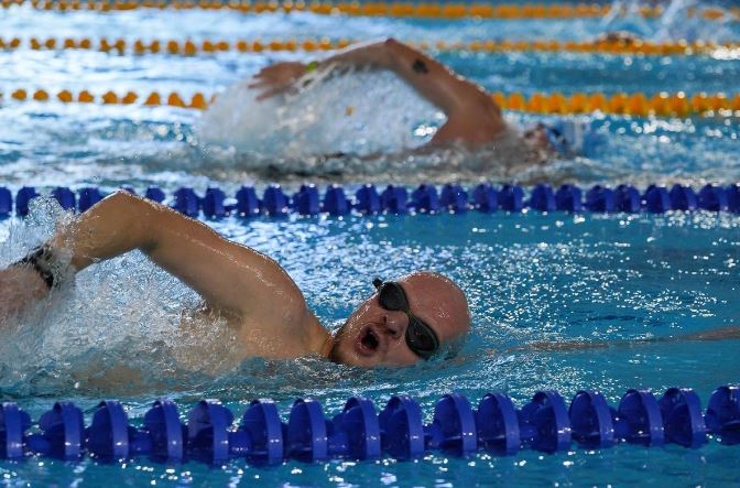 Как понять, что прогресс есть: объективные и субъективные признаки улучшения в плавании