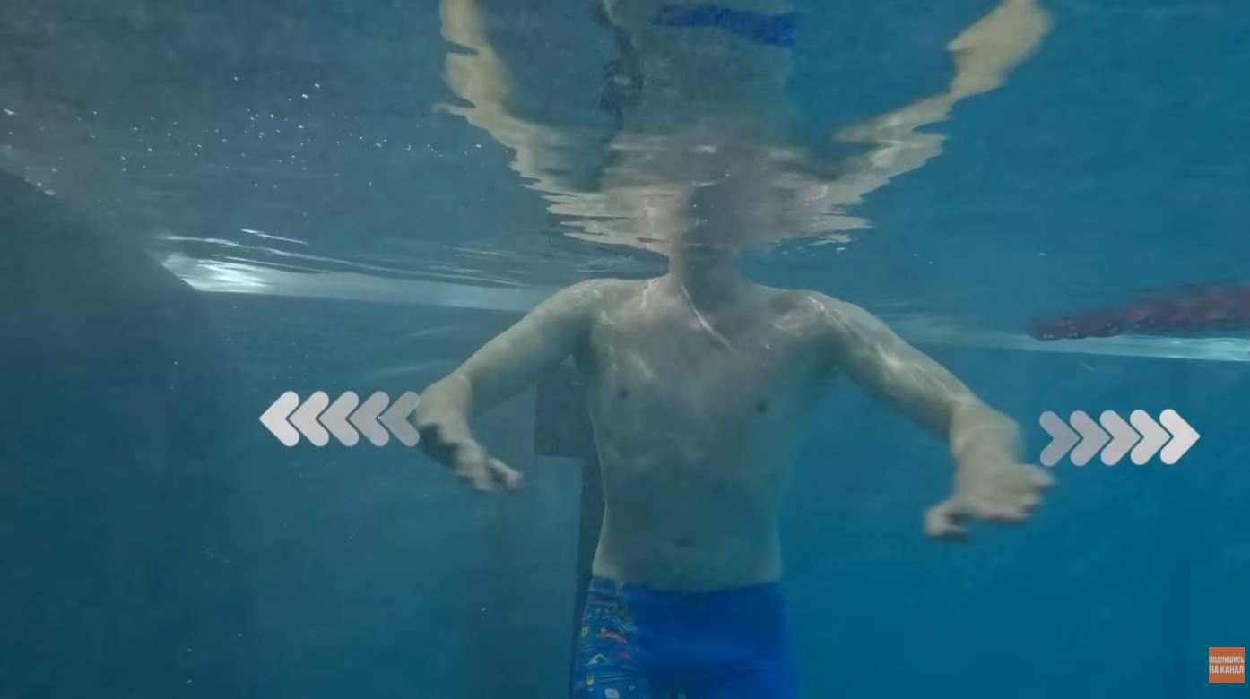 Как легко держаться на воде, если ты устал и начал тонуть? 3 простых способа