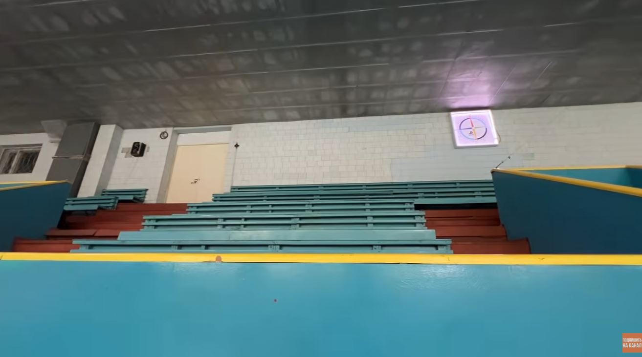 Сравнение самого дешёвого и самого дорогого бассейна