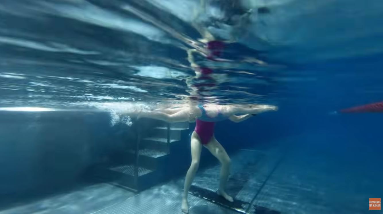 Как научить ребёнка плавать и не бояться воды