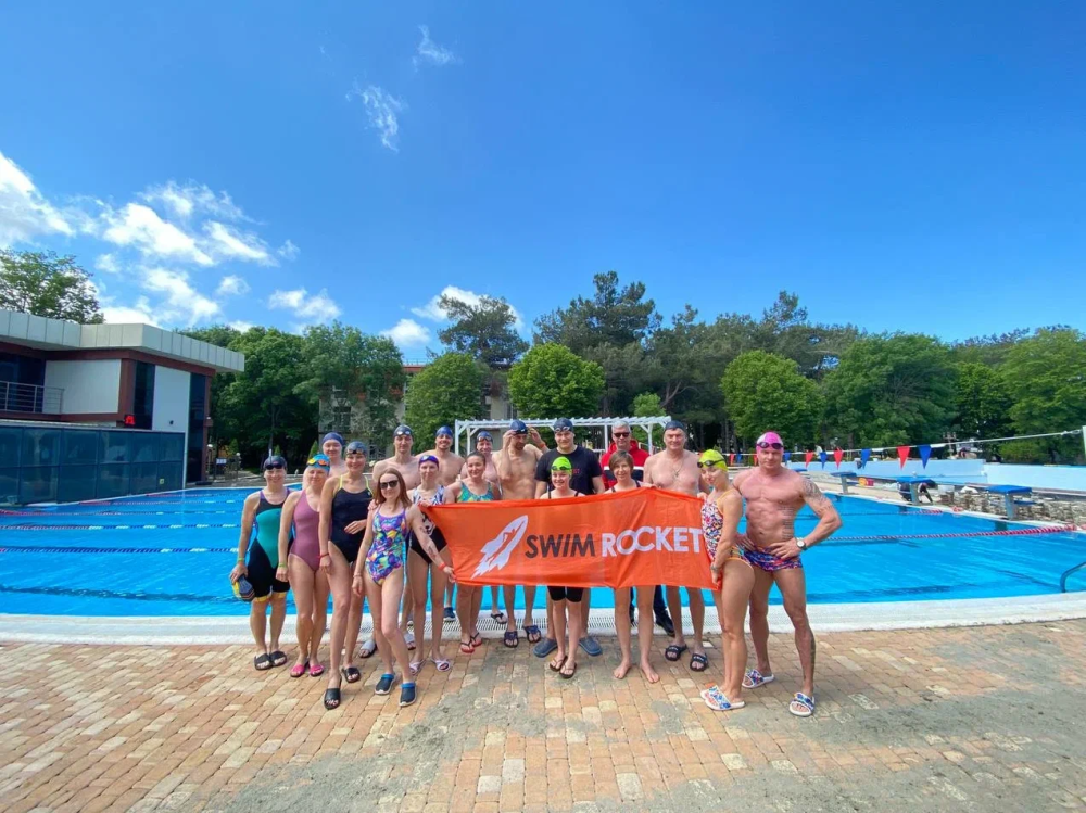 Обучение плаванию взрослых и детей: отличия 