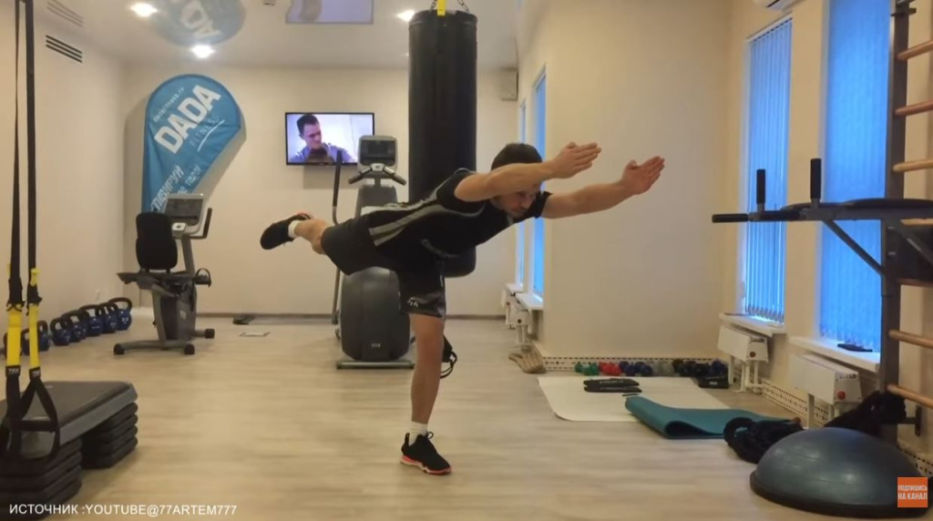 Эти упражнения на суше прокачают твоё плавание на 100% 